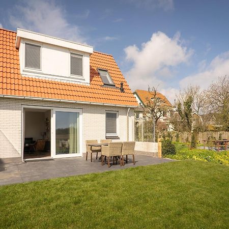 Great Farmhouse In De Cocksdorp With Garden 外观 照片