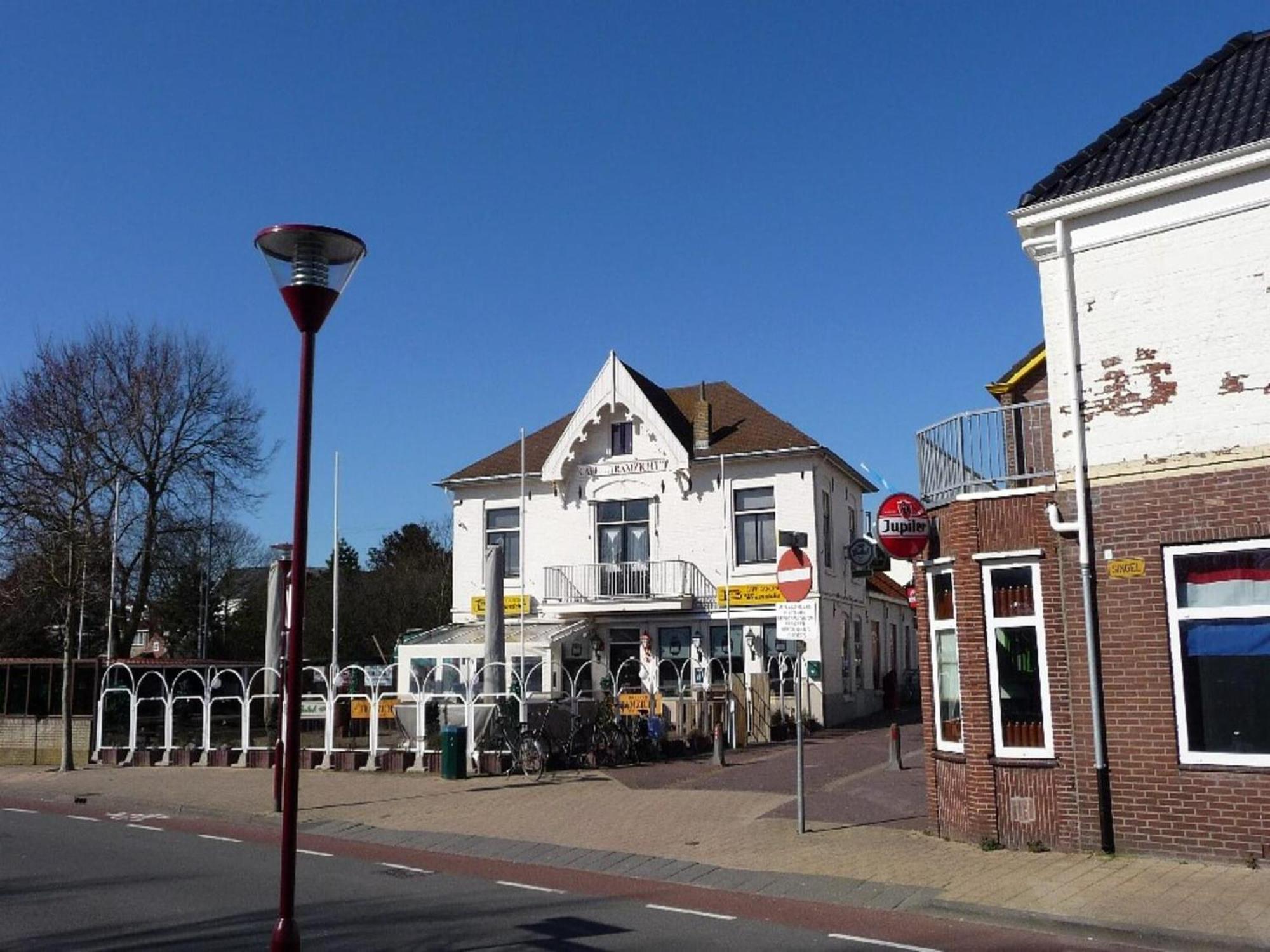 Great Farmhouse In De Cocksdorp With Garden 外观 照片
